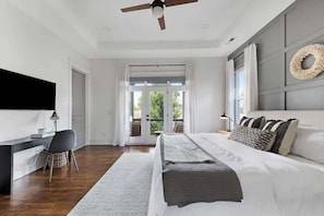 4 habitaciones, escritorio, tabla de planchar con plancha y wifi gratis
