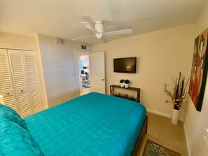 2 habitaciones, tabla de planchar con plancha y wifi gratis 