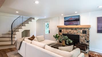 Smart TV, offices