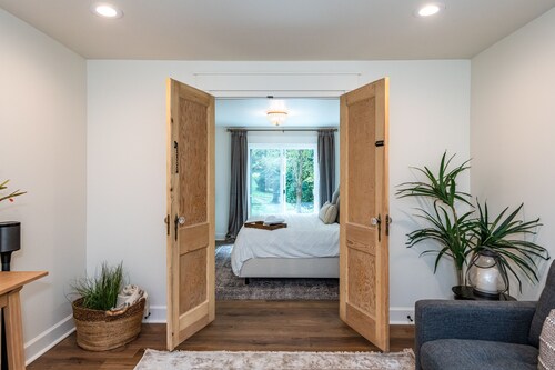 Bellbrook | Professionally Remodeled | 10 Acres in the Woods w/ Zipline!  