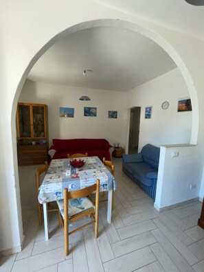 Interior - Tuscany seaside, house with garden (Rosignano Solvay-Castiglioncello)