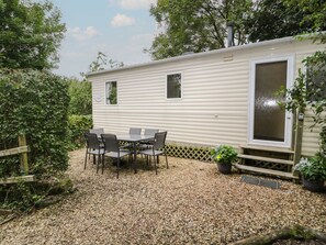 Cottage | Interior - Vista (Moelfre)