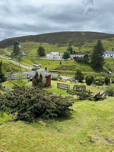 3 Bedroom Miners Cottage - Wanlockhead D & G