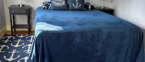 1 habitación, escritorio, tabla de planchar con plancha y wifi gratis