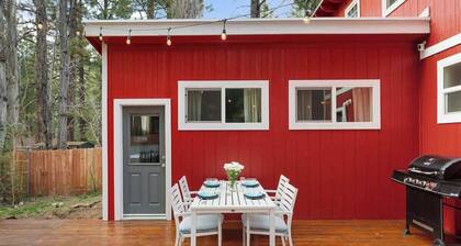 Chez Caboose • Spa • Fenced Yard • Near Summit