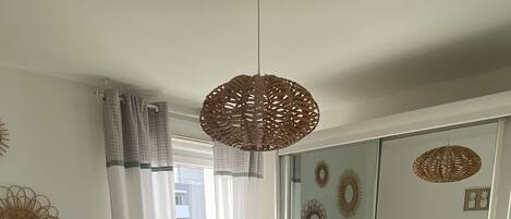 2 bedrooms, iron/ironing board, travel cot, free WiFi