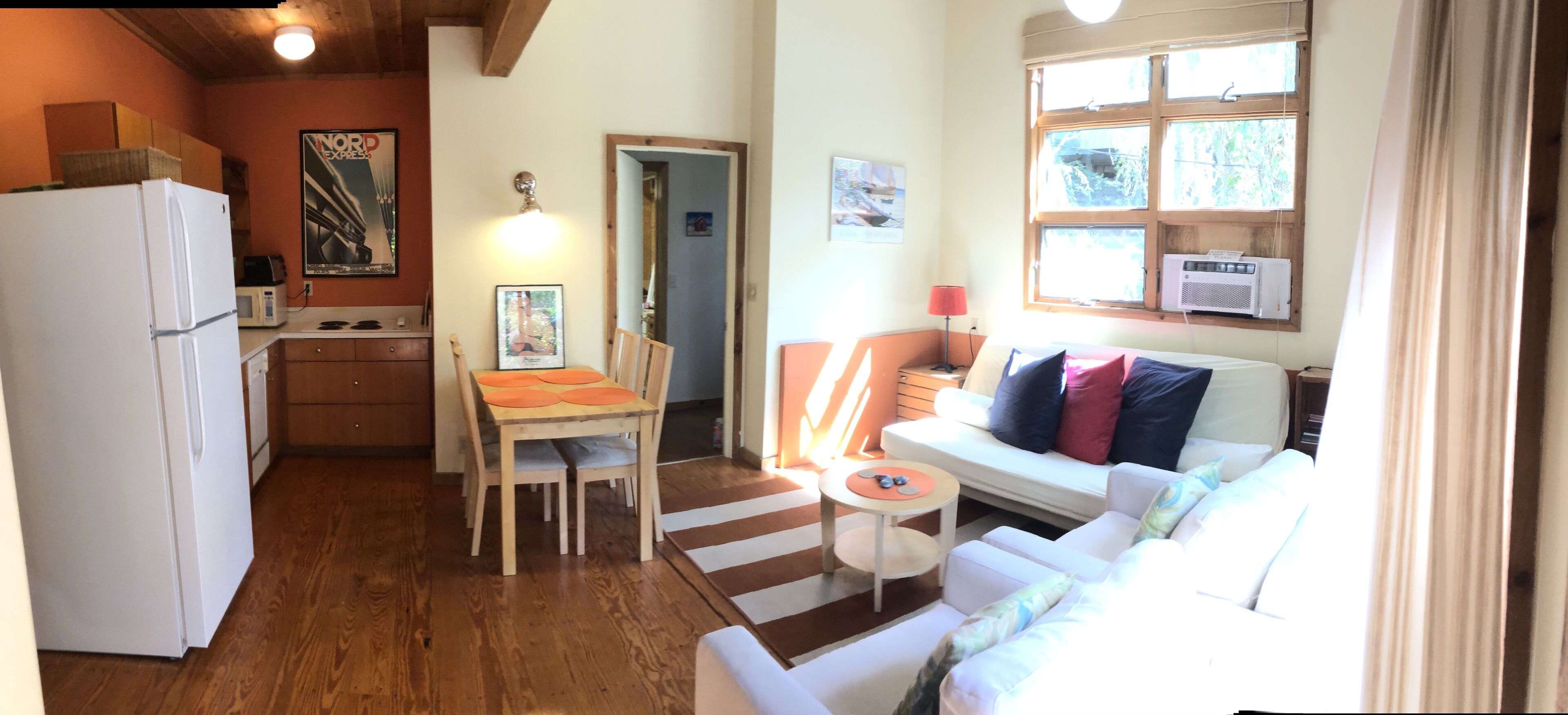 PINES AMPLE 1 BED APT!-PETS OK