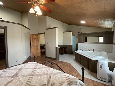 Fort Benton home with a fantastic view!