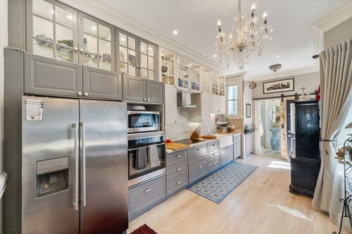 San Francisco Retreat Just Steps from Golden Gate Park and Ocean Beach! by RedAwning