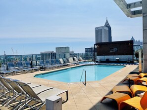 Outdoor pool - lovely 1 bedroom condo with a nice view of the city (Atlanta)