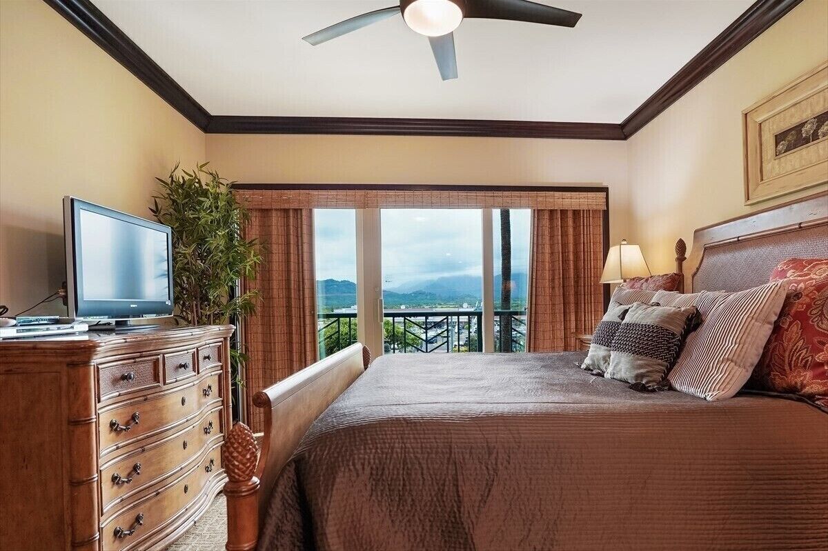 2 bedrooms, iron/ironing board, travel crib, free WiFi