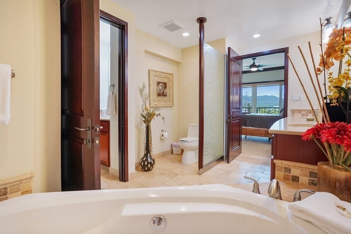 Bathtub, hair dryer, towels
