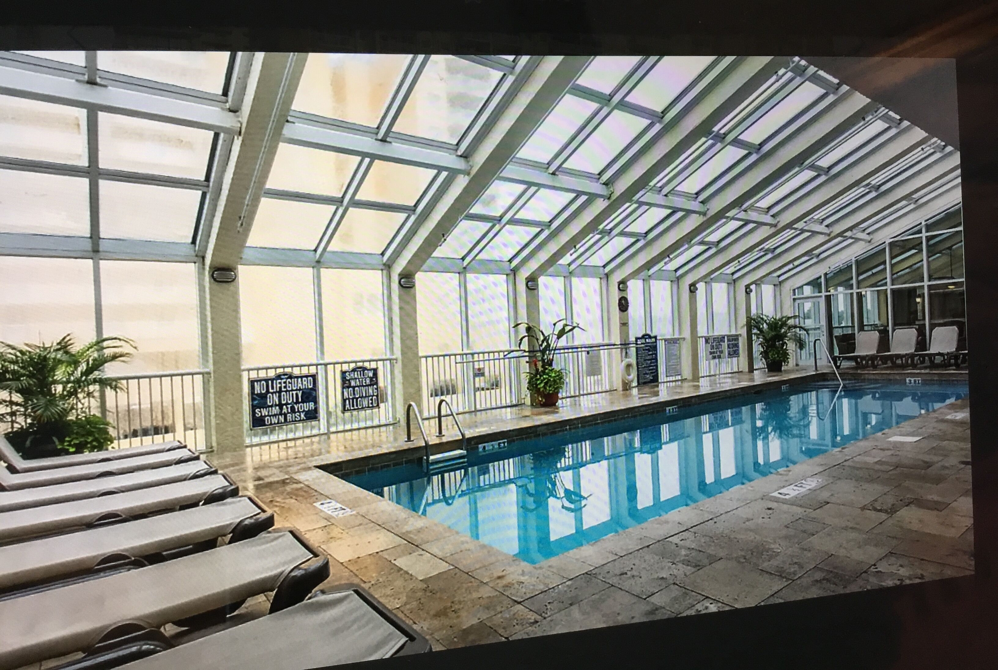 屋内プール、屋外プール