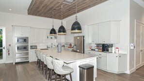 Fridge, microwave, oven, stovetop - Esplanade on Palmer Ranch - Luxury, Brand-New, Clubhouse, Resort-Style Pool, ++ (Sarasota)