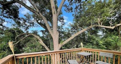 Boutique 3 bedroom home | ideal for long stays