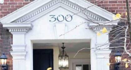 The Townie - Historic Downtown Charlottesville