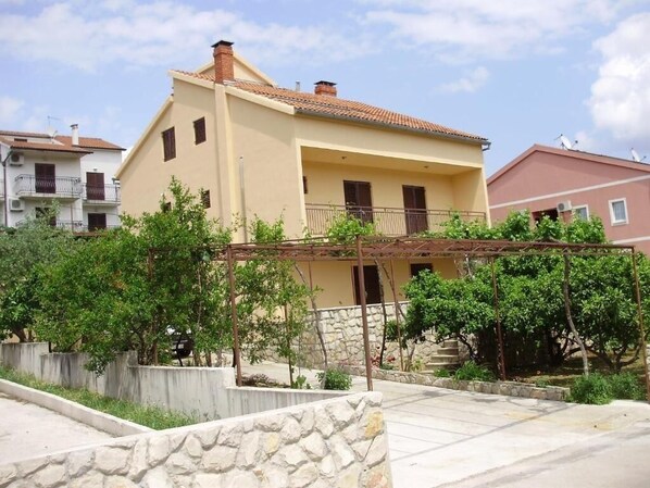 Exterior - Apartment in Stari Grad (Hvar) with Terrace, Air condition, WIFI, Washing machine (5028-1) (Stari Grad)