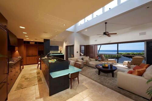 Puunoa Beach Estates- Part OF Hyatt