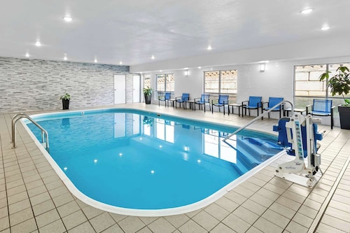 Best Western Worlds Of Fun Inn & Suites