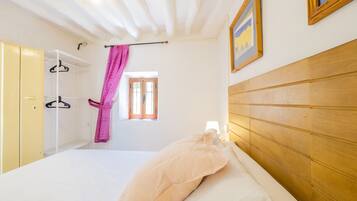 3 chambres, Wi-Fi gratuit, draps fournis