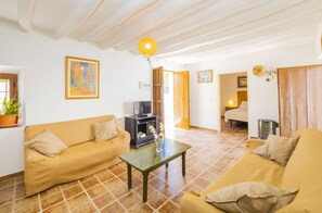 Télévision, cheminée