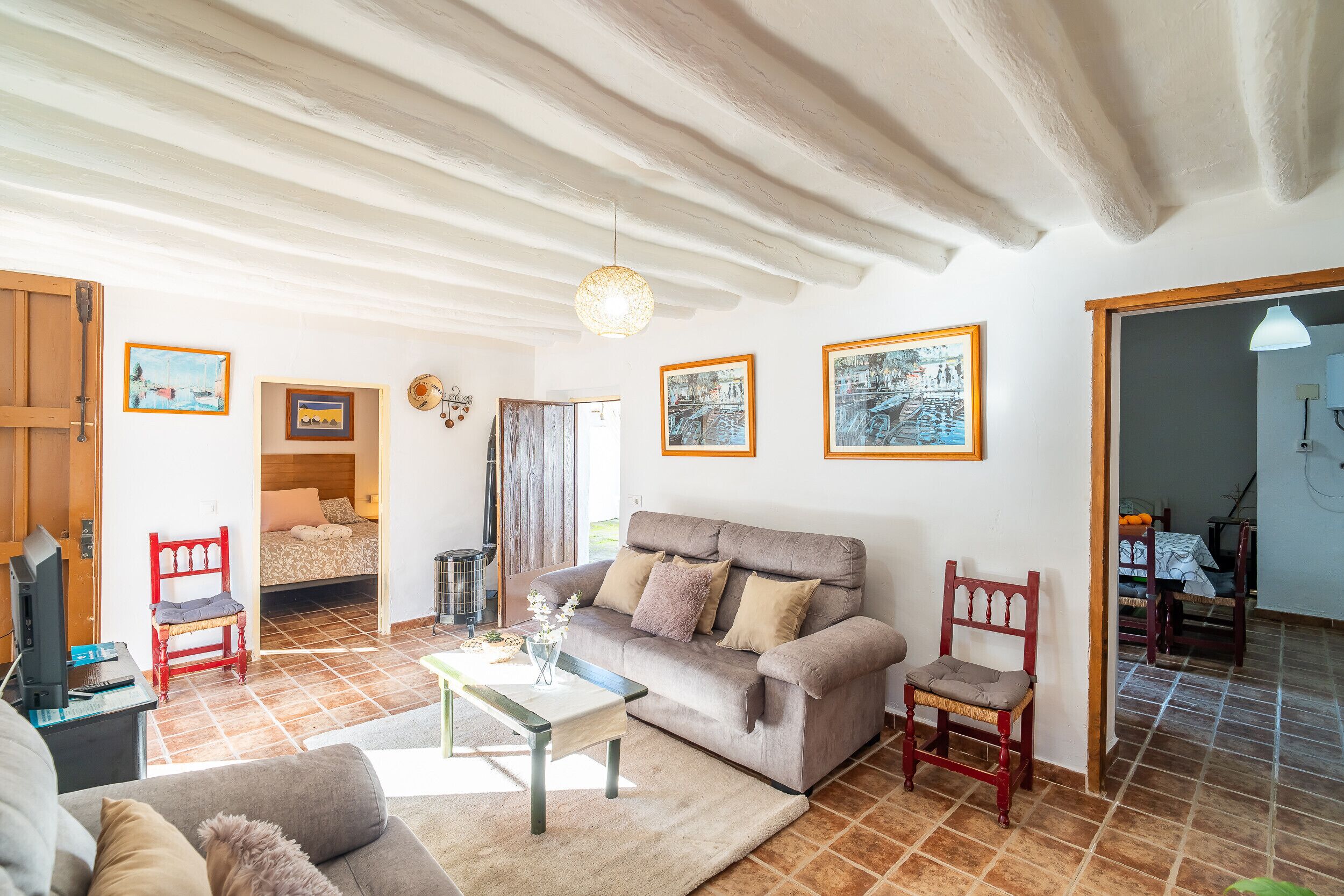 Télévision, cheminée