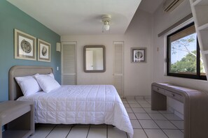 2 bedrooms, iron/ironing board, travel cot, free WiFi