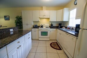 Private kitchen - 3 BR unit at Country Club Golf Resort (Cabo San Lucas)