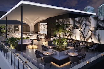 2 bars/lounges, rooftop bar at  AC Hotel by Marriott Miami Brickell