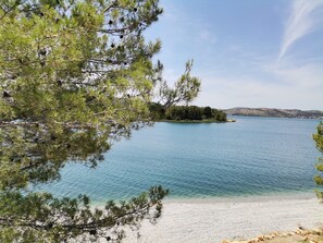 Beach nearby - Holiday Home Olie (Bilice)