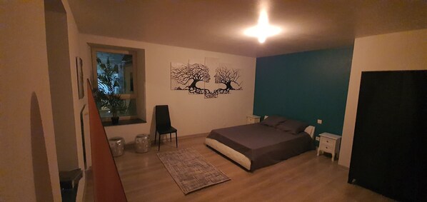 2 bedrooms, iron/ironing board, travel crib, free WiFi