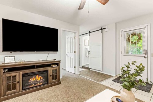 Downtown Caldwell Home | Fairview Golf Course View | Near I-84 | Fast WiFi | Sleeps 5