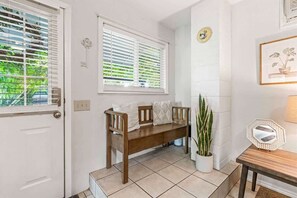 Interior - Charming 1Bed/Bath+Downtown Caldwell+Golf Course (Caldwell)