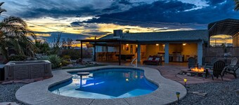 Pool/Spa | PoolTable | Pets | Sleeps14 | Firepit