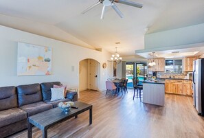 Älytelevisio, Netflix, pöytätennispöytä, suoratoistopalvelut