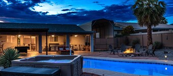 Pool/Spa | PoolTable | Pets | Sleeps14 | Firepit