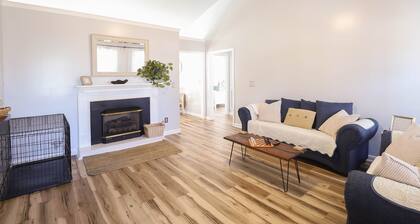 Cleanest place to lay your head-Relax and Recharge @ The Break-Away!