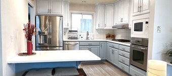 ((::Newly Cozy 4 Beds and 2 baths Unit for you::))