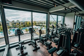 Fitness facility - Villa Chica Salt Water Pool, Private Garden,Grill,Dive Rinse Tank, 3min To Beach (Belnem)