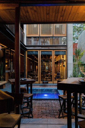 包含每日欧式早餐