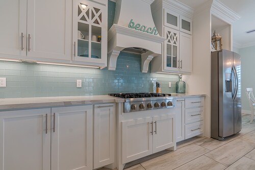 NOON Check out |K&Q Beds|Close 2 Beach & Big Store