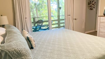 2 slaapkamers, reisbedje, gratis wifi, beddengoed