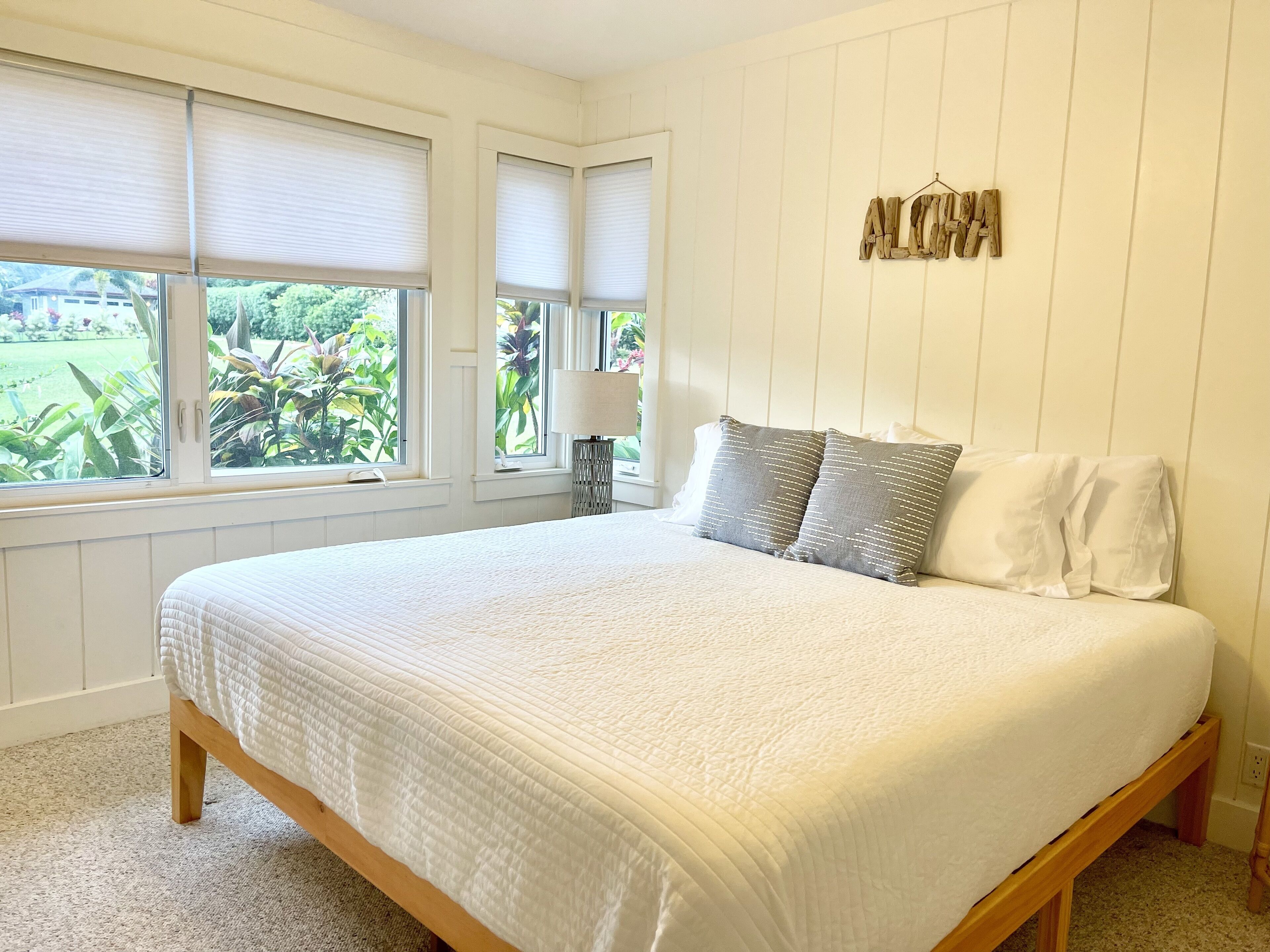 4 bedrooms, iron/ironing board, travel crib, free WiFi