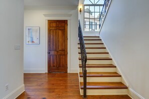 Interior - Large, Elegant Home < 2 Miles to Ole Miss! (Oxford)