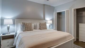 2 makuuhuonetta, silitysrauta/-lauta, Wi-Fi, vuodevaatteet