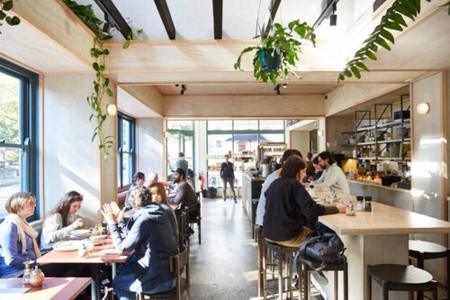 Stylish Studio in Heart of Annandale Village