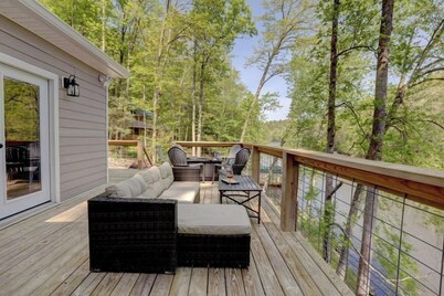 Private dock!  Low traffic LAKEFRONT now booking for 2025!