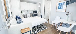 Interior - Hyde Park/SoHo/Bayshore Guesthouse Apartment (Tampa)