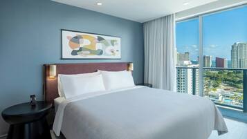 Suite, 1 Bedroom, Balcony (High Floor) | In-room safe, desk, laptop workspace, iron/ironing board (on request)
