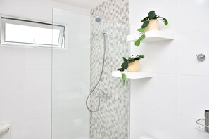 Duschwanne, Bidet
